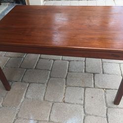 MCM Jens Risom walnut designer coffee table 