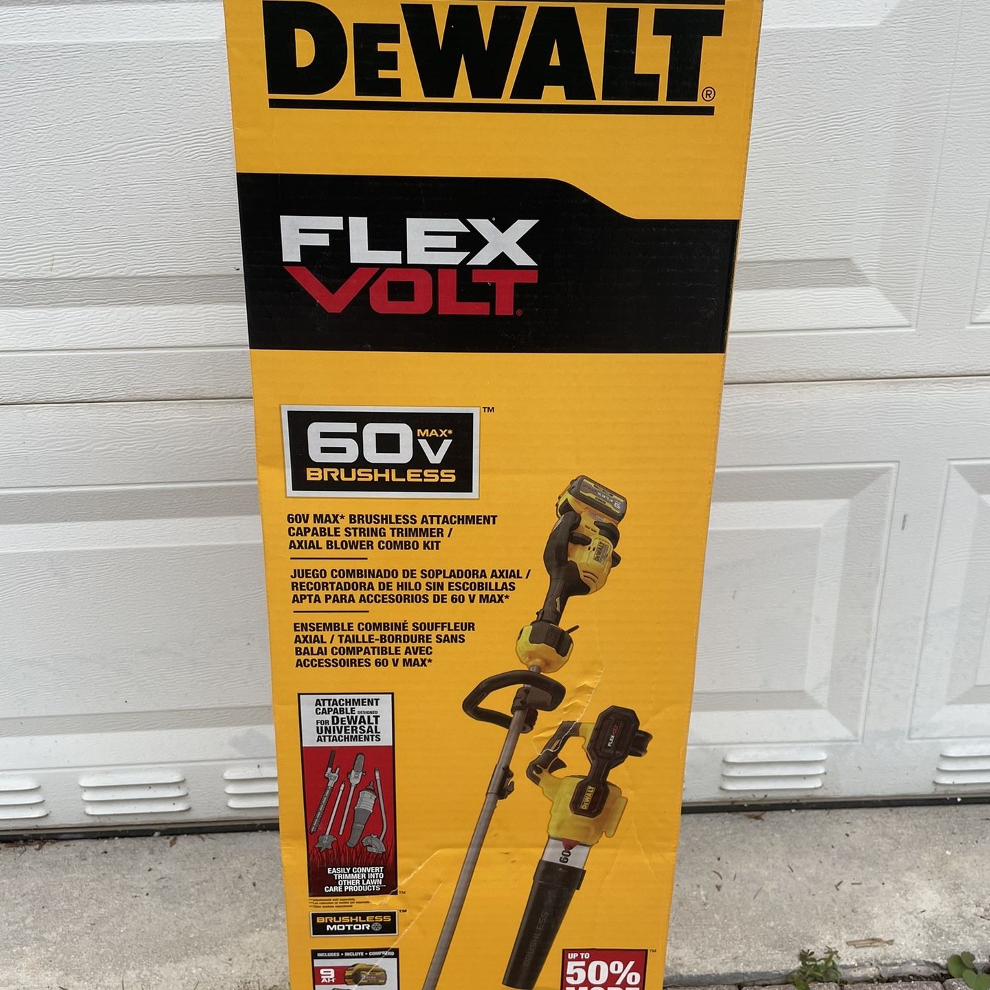 DeWalt 60V FlexVolt String Trimmer and Blower combo Kit DCK0266X1  display picture 1