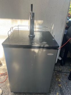 Kegerator system