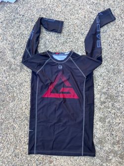 Gracie Barra grappling shirt - small