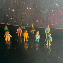 (8) Vintage Moveable People
