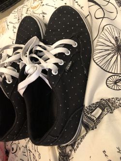 Girls size 4 vans