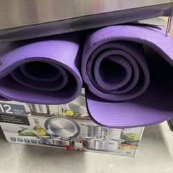 Yoga Mat, 10$ Each 