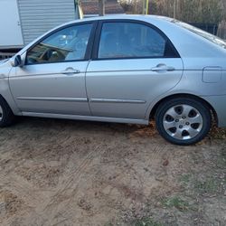 2006 Kia Spectra Cash Only Runs And Drives Has Alarm With Remote Has Heat And Air As Is Clean And Clear Title Miles 240648