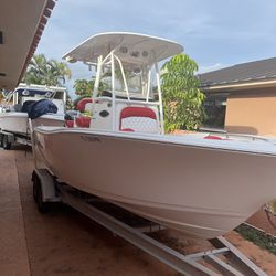 2015 Nauticstar 2200xs Boat