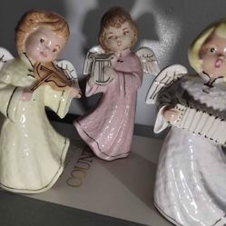 PORCELAIN - CERAMIC CHERUB FIGURINES SET OF 3" - 8"×4" / Q3