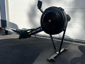 Concept 2 Model D RowErg — PM5 — 2021 — Excellent Condition
