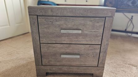 Great Nightstand.  Two drawers.