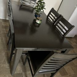 Kitchen Table 