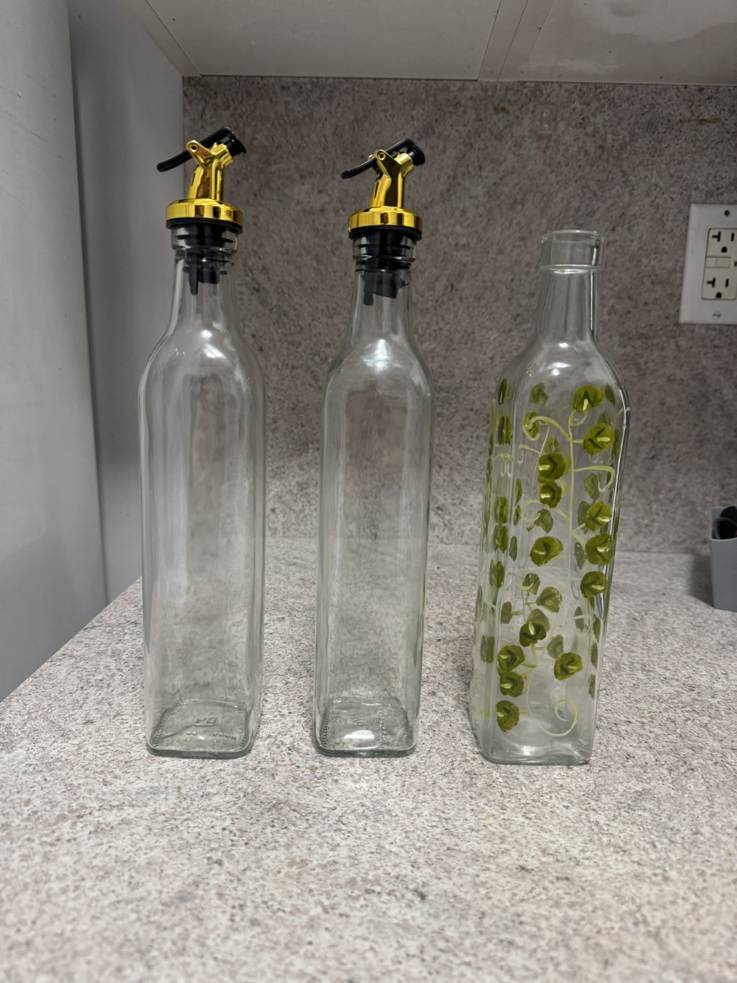 Oil & Vinegar Bottles
