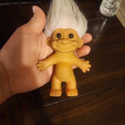 VINTAGE COLLECTIBLE   RUSS TROLL 