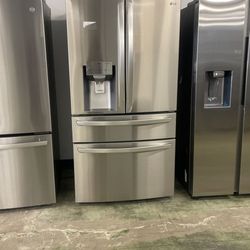 LG Platinum Four Door Refrigerator Q7V