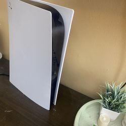 PS5- Used /without Remote Control 