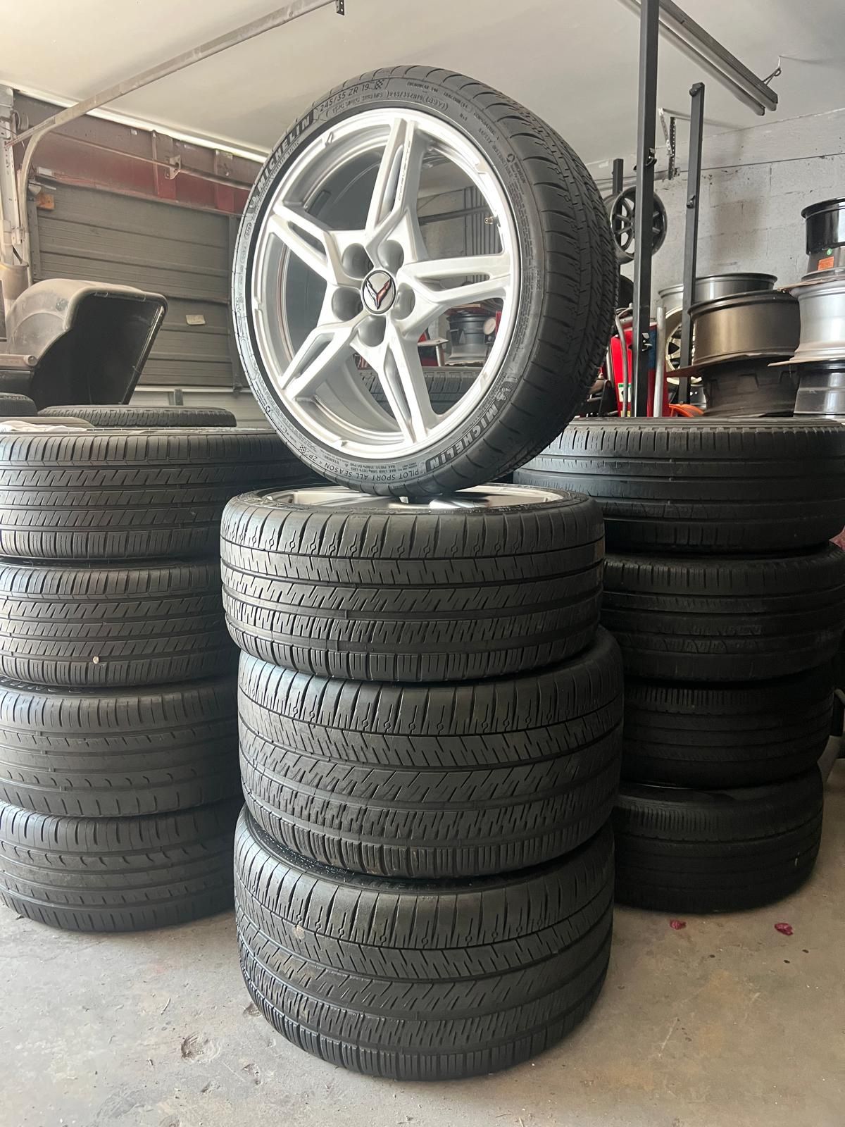 Corvette Wheels Oem 20/21