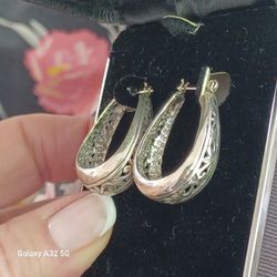 New- JEZLAINE STERLING SILVER ORNATE HOOP EARRINGS