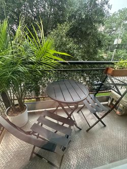 Patio set