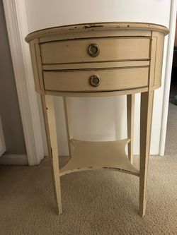 Wooden End Table 20 1/4 W X 26 1/2 H