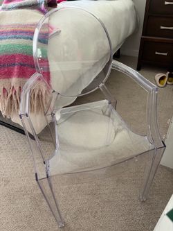 2 Clear Acrylic Ghost Chair with Armrests