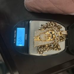 14k Jesus, peace with chain, natural diamonds