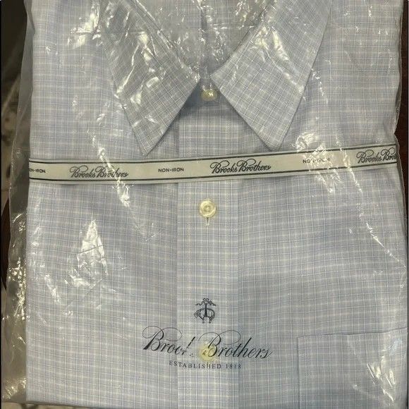 Brooks Brothers cotton men's Botton up dress shirt top Long sleeve regular fit 17 1/2 32/33