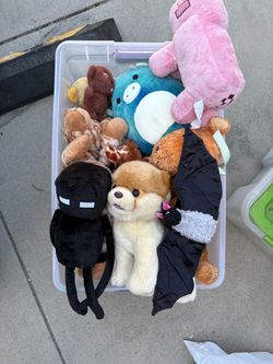 Lot of stuff animals