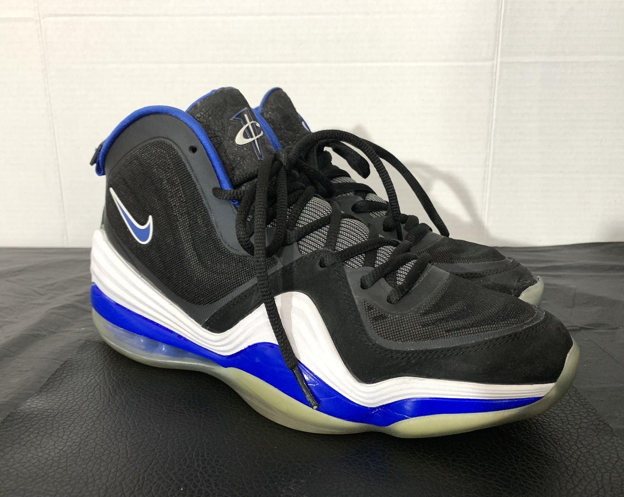 Nike Air Penny V Orlando Basketball Shoes Size 9.5 537331-040