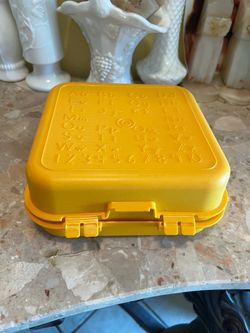 Storage box