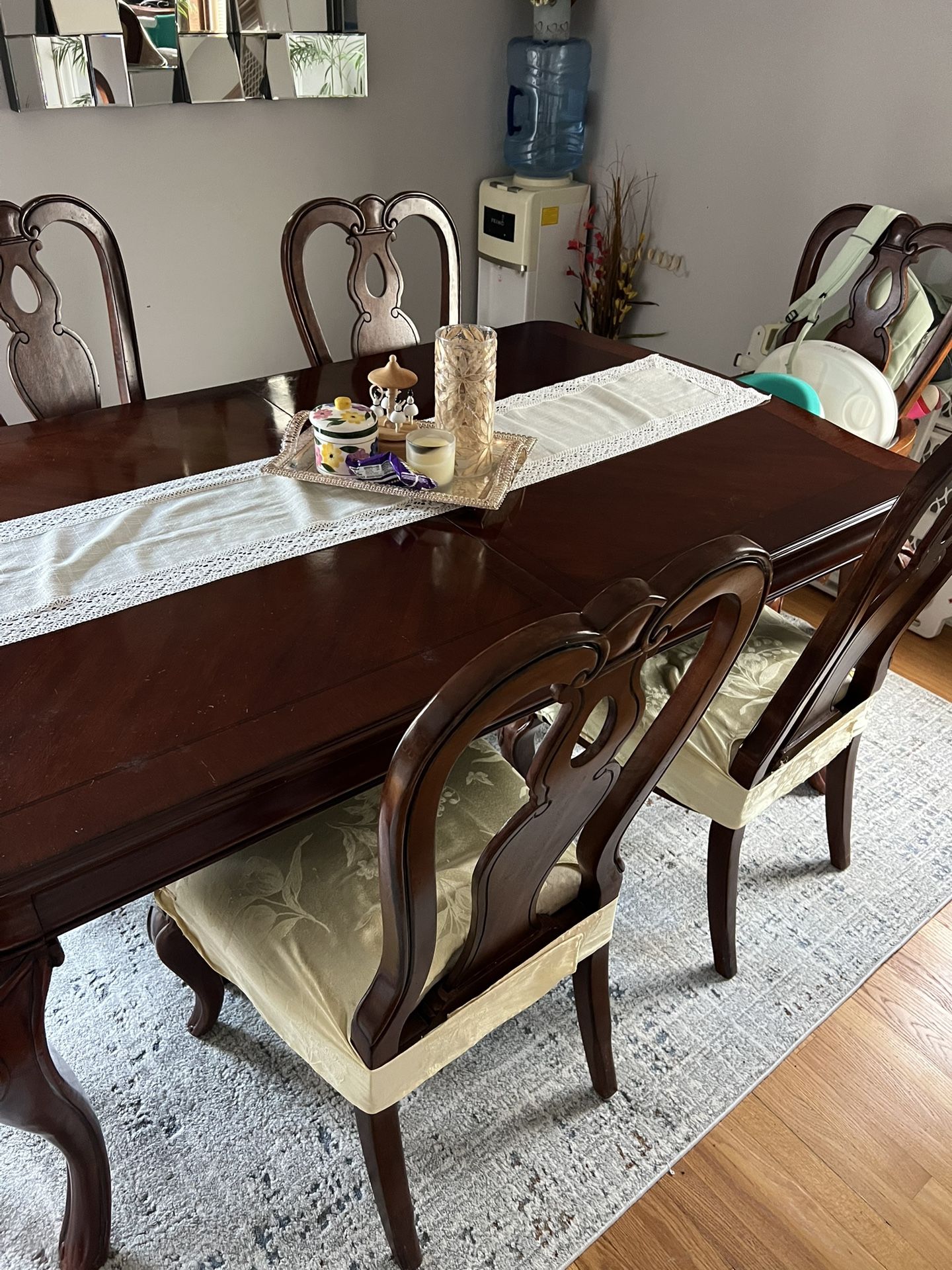 Macys Dining Table And 6 Chairs