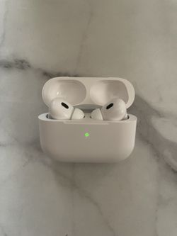 AirPods Pro 2nd Generation MagSafe Charging Case