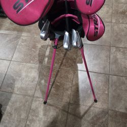 Callaway Golf Women’s Strata Complete Set