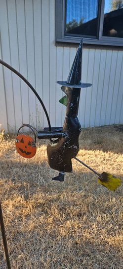 Metal Halloween Witch Garden Stake Decoration