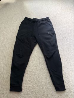 Men’s S Authentic Nike Tech Pants Black