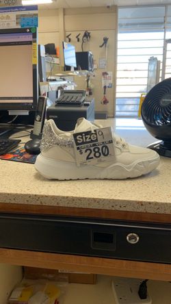 Alexander McQueen white with glitter end size 9