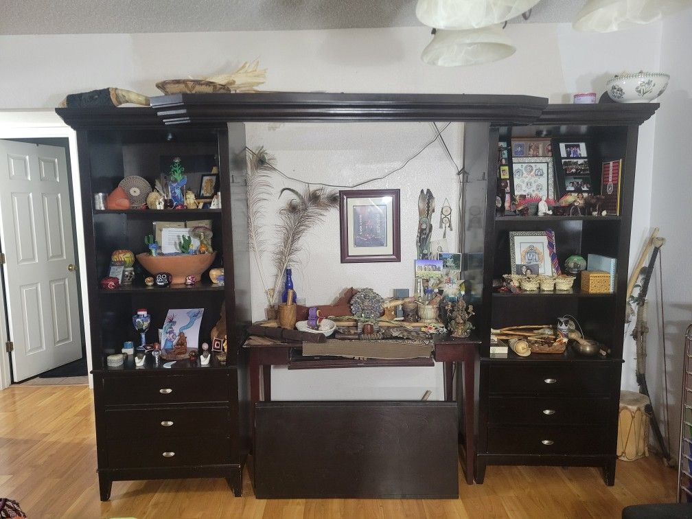 Ebony Varnished Solid Wood Entertainment Storage Hutch Furniture With shelves And Drawers