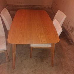 Kitchen Table With 4 Chairs