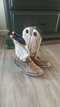 Boy cowboy boots