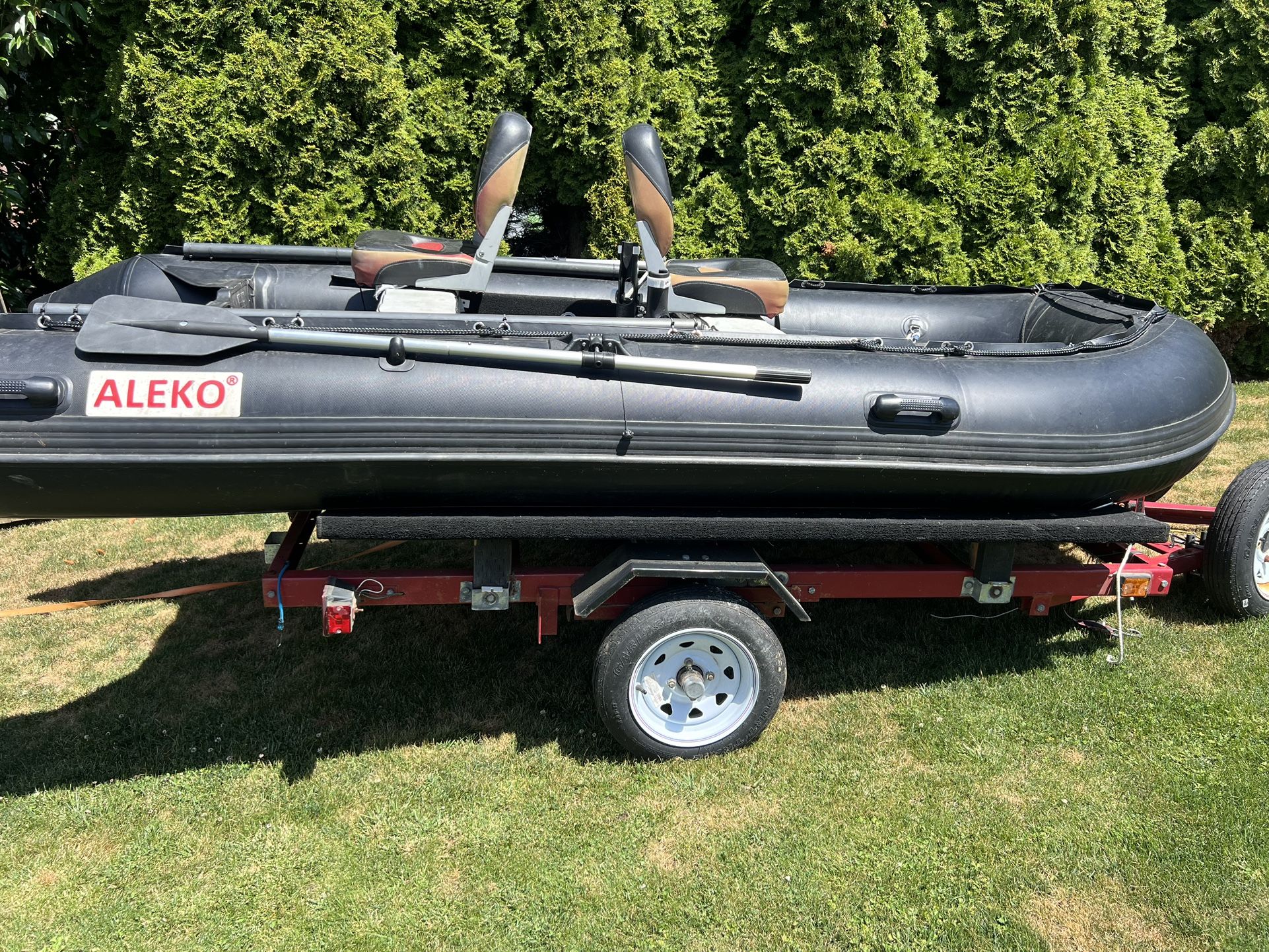Aleko Inflatable Hard-deck Boat 12 Foot