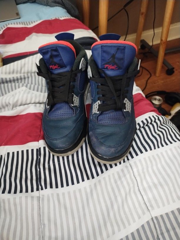 Retro Jordans 4's
