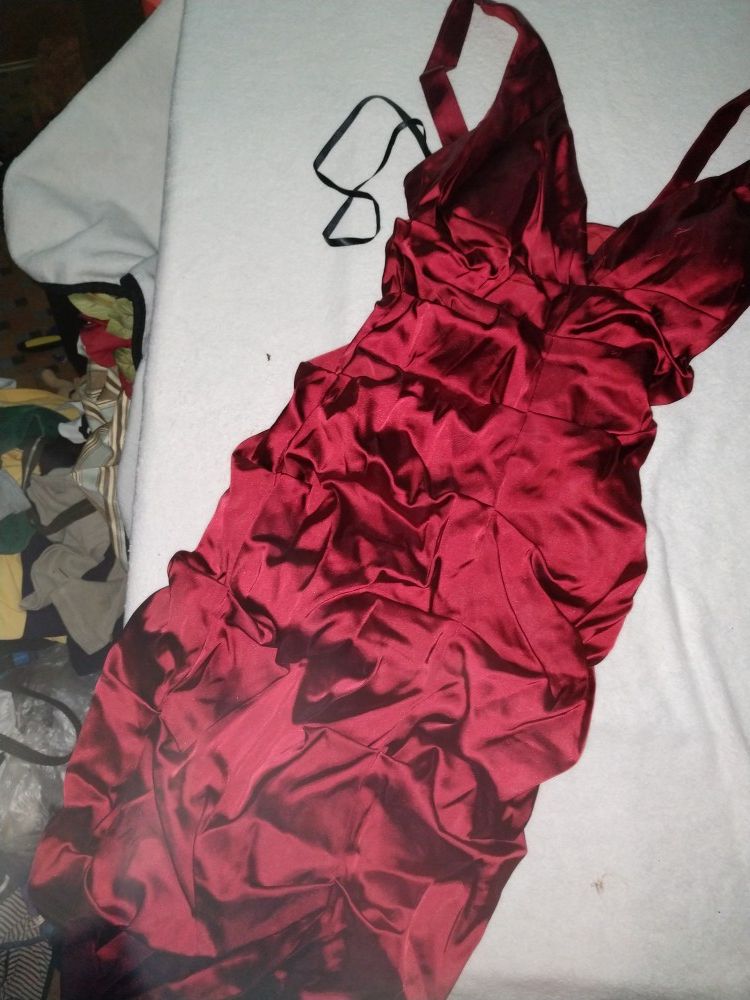 Formalish evening dress