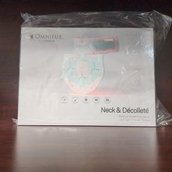 Omnilux Contour Neck & Décolleté / Decollete