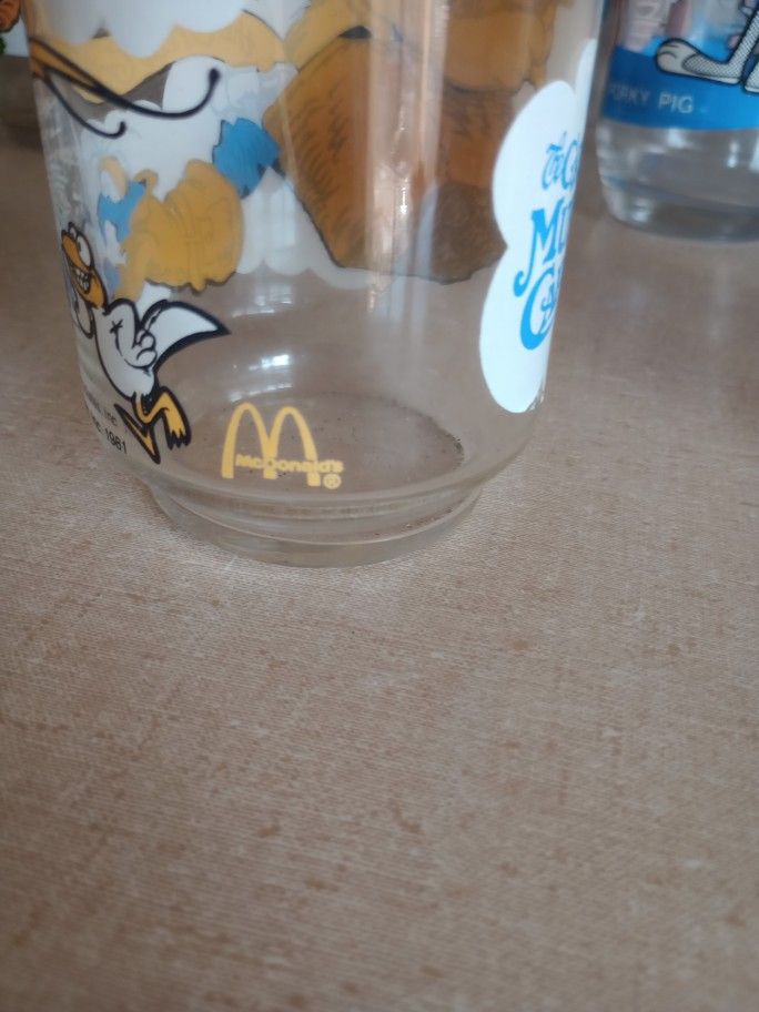 Looney Tunes Pepsi 1979 Collector Series Glass Muppets 1981 McDonald's Glass Collectors