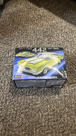 Revell model car