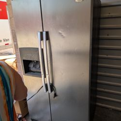 Free Fridge -Free Whirlpool Stainless Steel Fridge – Storage Unit Find – Needs Cleaning