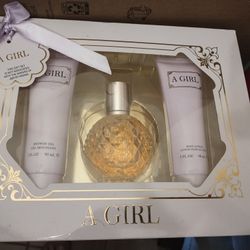 Delicious Perfume Set For Women/ $35 Cash Only/ Blue Diamond And Rainbow 