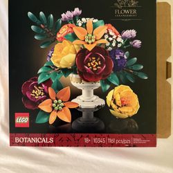 LEGO BOTANICAL COLLECTION - FLOWER ARRANGEMENT (WILL COME DISASSEMBLED)