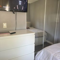 Ikea malm dresser 