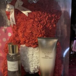 Tap In On The Rose Bears With Victoria’s Secret 