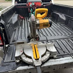 Dewalt 10” Mitre Saw