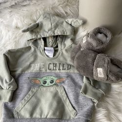 Baby Ugg 04/05 Slippers & The Child Baby Yoda Hoodie 
