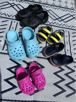 Crocs bundle